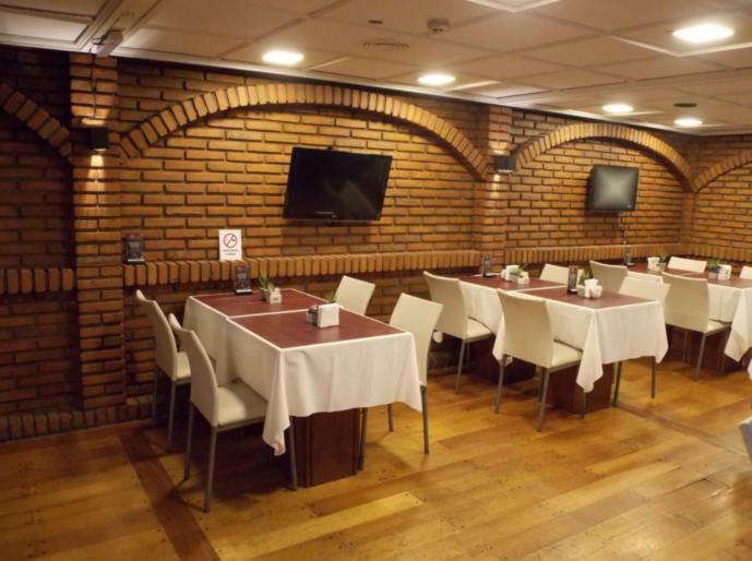לה פלאטה Hotel Corregidor מראה חיצוני תמונה